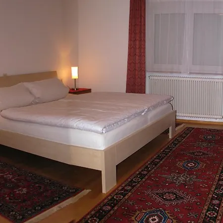 Apartment Haus Lang *